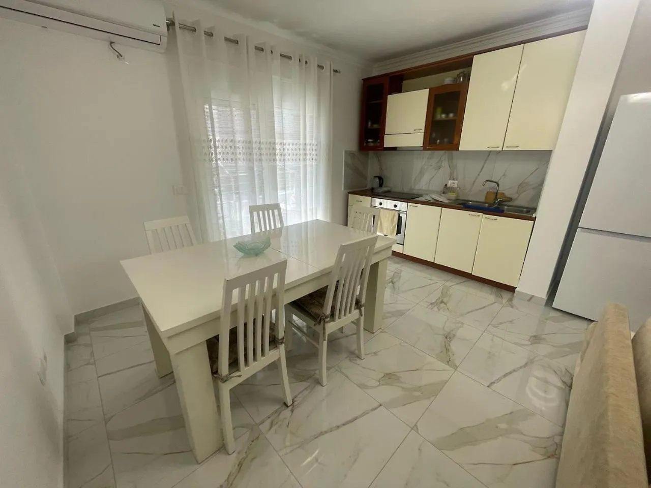 H&G Seaview Apartments Durrës